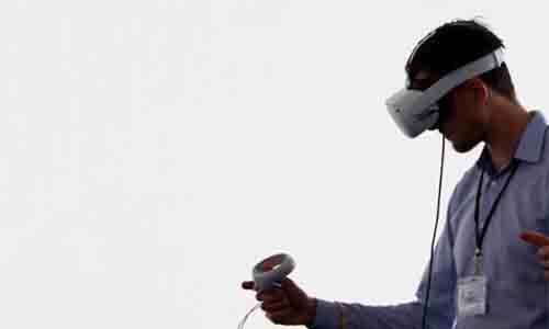 三菱電機與Extend Robotics合作，推出工業VR遠程機器人操控方案